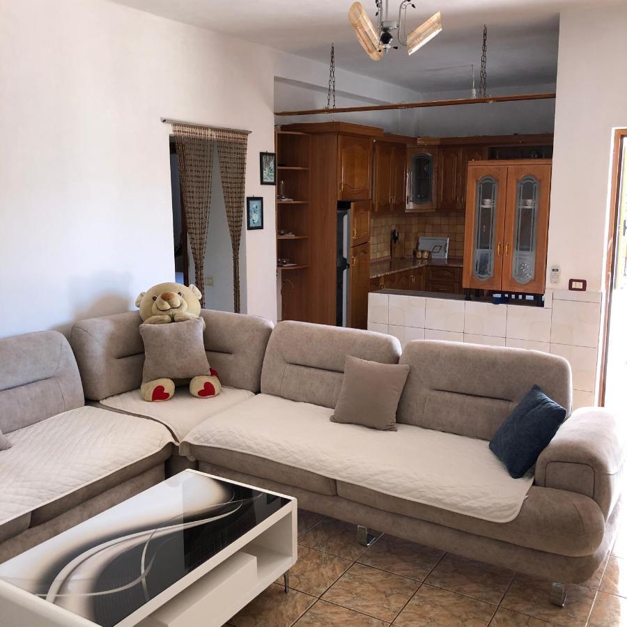 Arsen Apartments Sarandë Buitenkant foto